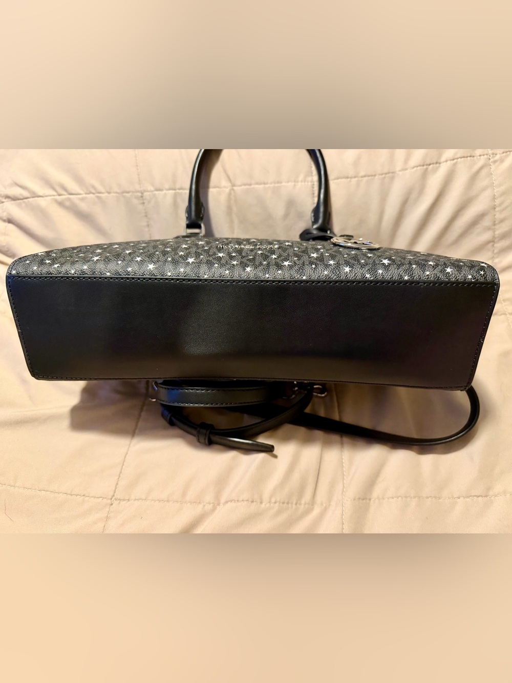 Michael Kors Black Star-Print Arden Leather Satchel with matching wallet - Picture 7 of 13